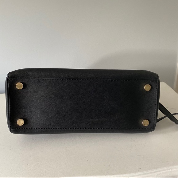 Michael Kors Jet Set Double Zip Tote Black - Picture 13 of 13